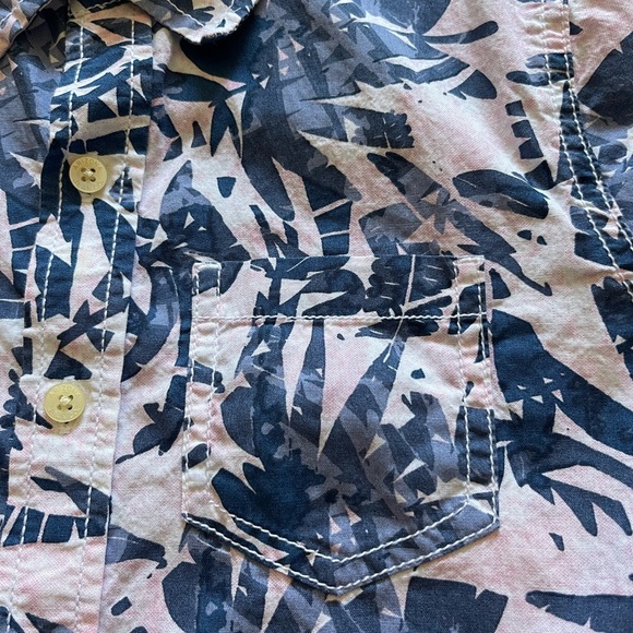 Arizona Jeans Boys Bundle Two Short Sleeve & Van Heusen Long Sleeve Size 10/12 - Picture 10 of 16